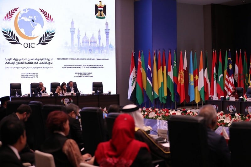 المغرب يدعو لحماية الممرات البحرية