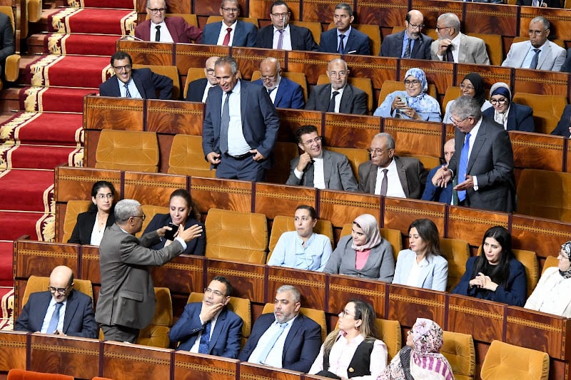 "ضعف" تمثيلية النساء في الحكومة والبرلمان يثير غضب جمعية نسائية
